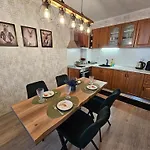 Viva 4-a-23 To The Door Complex Grand Monastery Apartman *